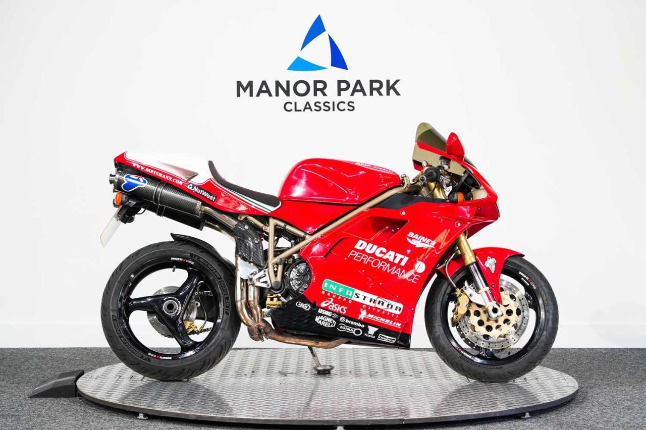 1997 Ducati 748