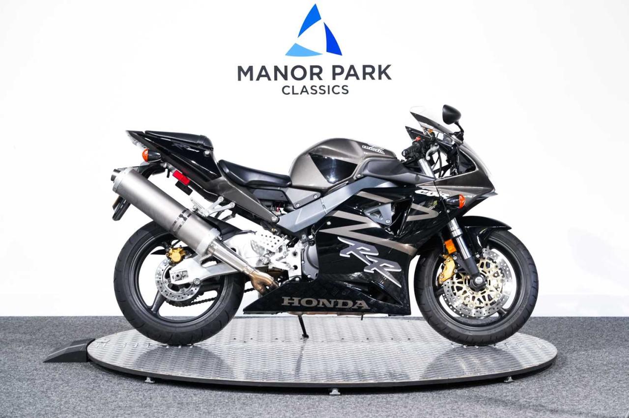 2004 Honda CBR954RR Fireblade