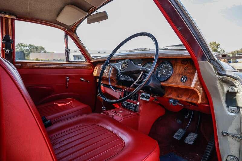 1967 Jaguar MK2 3.8 LITRE