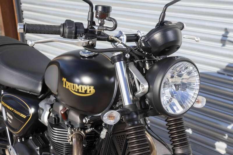 2021 Triumph BONNEVILLE STREET TWIN GOLD LINE