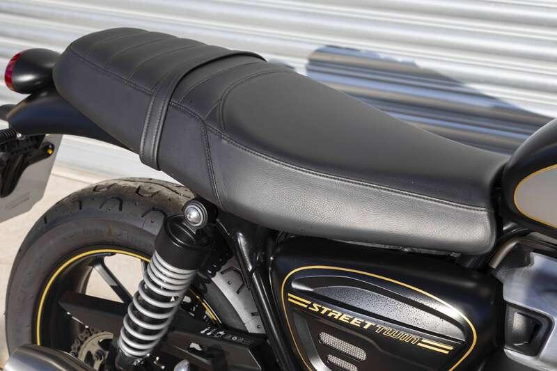 2021 Triumph BONNEVILLE STREET TWIN GOLD LINE