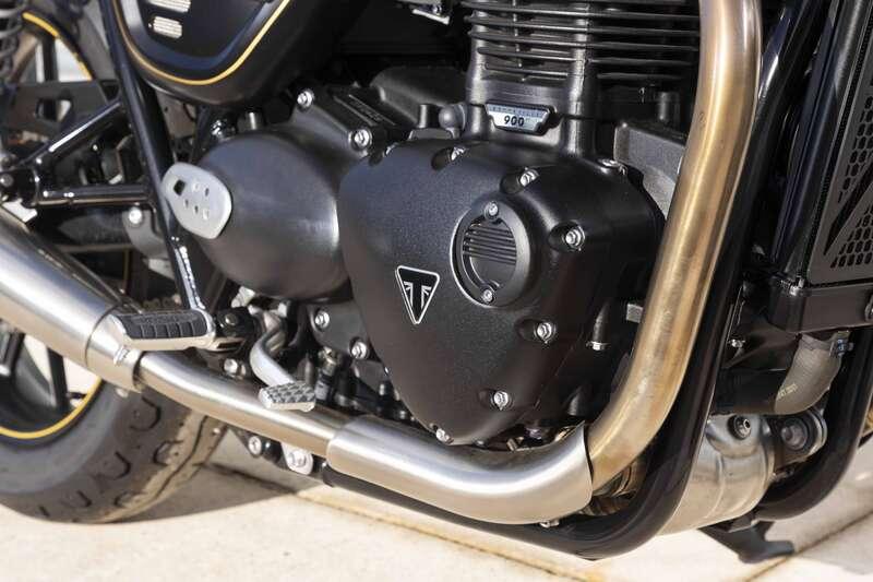 2021 Triumph BONNEVILLE STREET TWIN GOLD LINE
