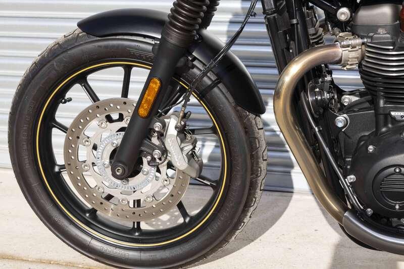2021 Triumph BONNEVILLE STREET TWIN GOLD LINE