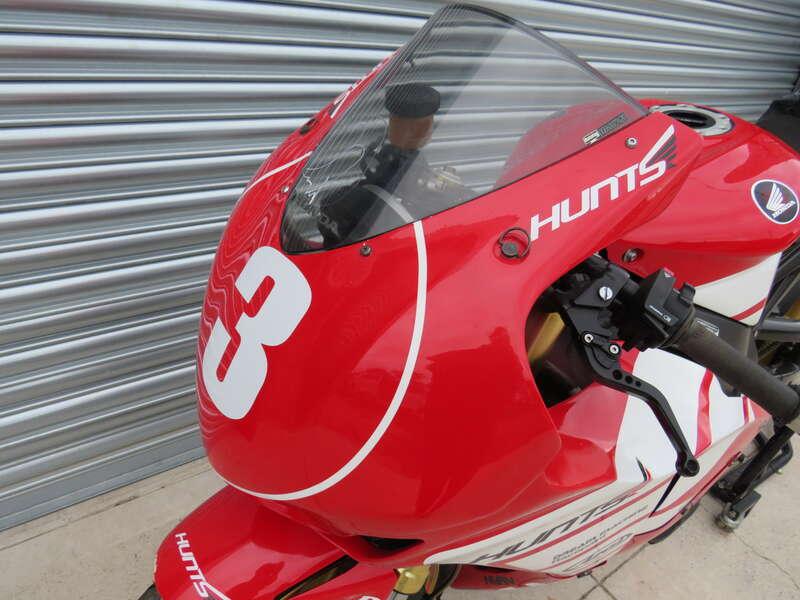 2010 Honda CBR1000RR FIREBLADE SUPERSTOCK RACE BIKE