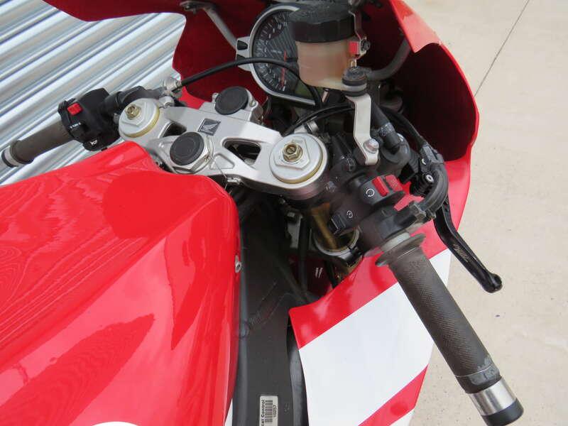 2010 Honda CBR1000RR FIREBLADE SUPERSTOCK RACE BIKE