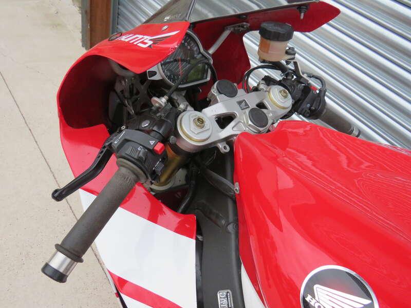 2010 Honda CBR1000RR FIREBLADE SUPERSTOCK RACE BIKE