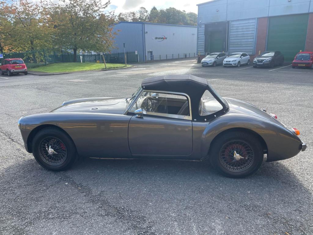 1961 MG MGA