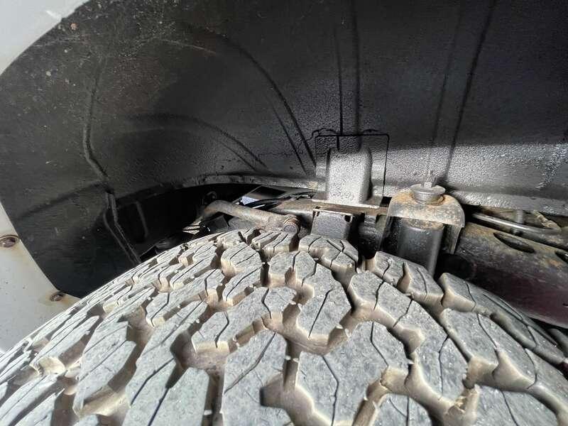 1999 Mitsubishi PAJERO
