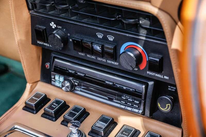 1988 Aston Martin V8 Vantage