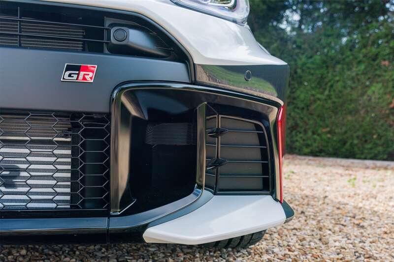 2025 Toyota YARIS