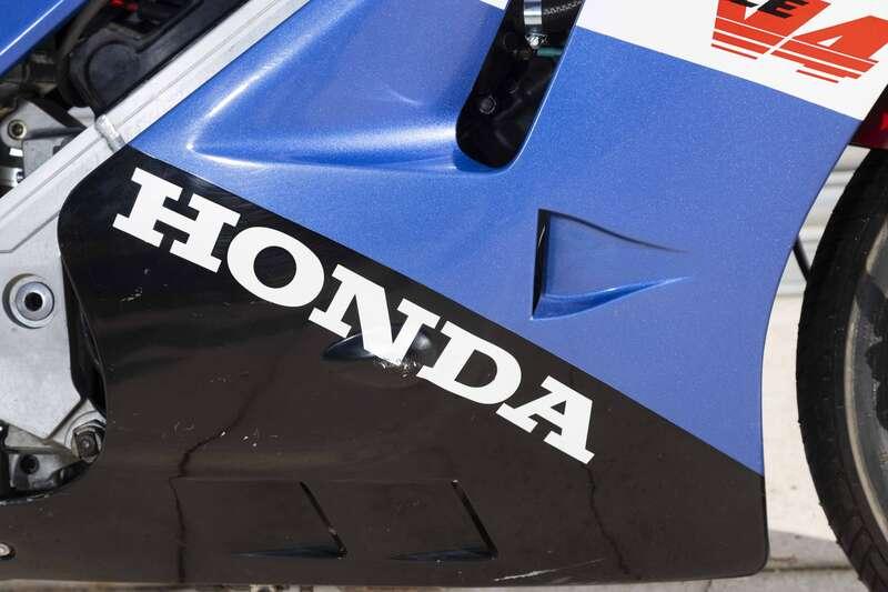 1988 Honda VFR400R