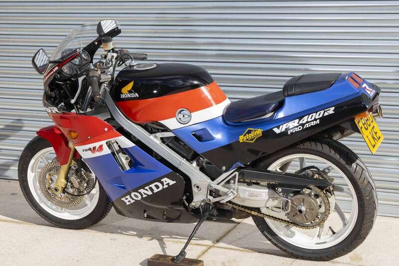 1988 Honda VFR400R