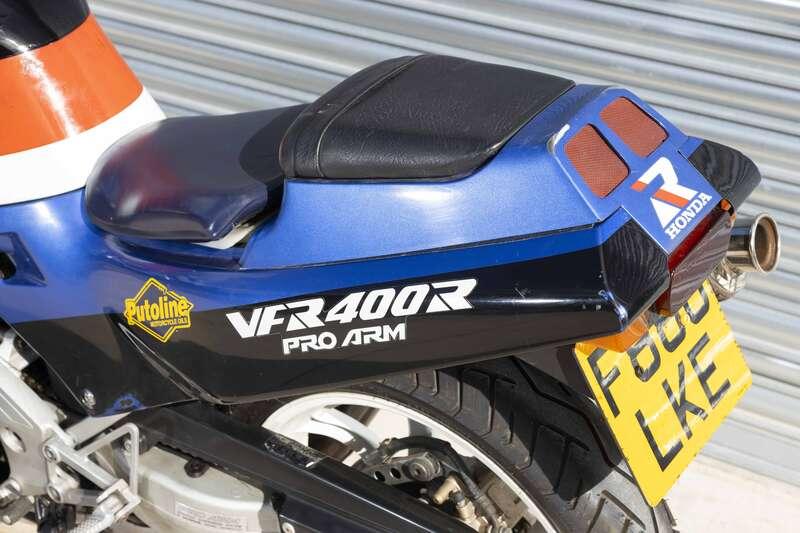 1988 Honda VFR400R
