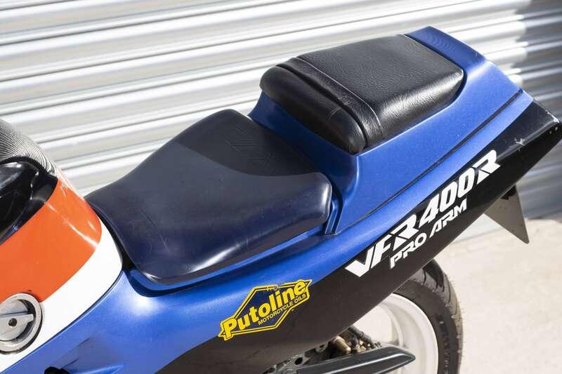 1988 Honda VFR400R