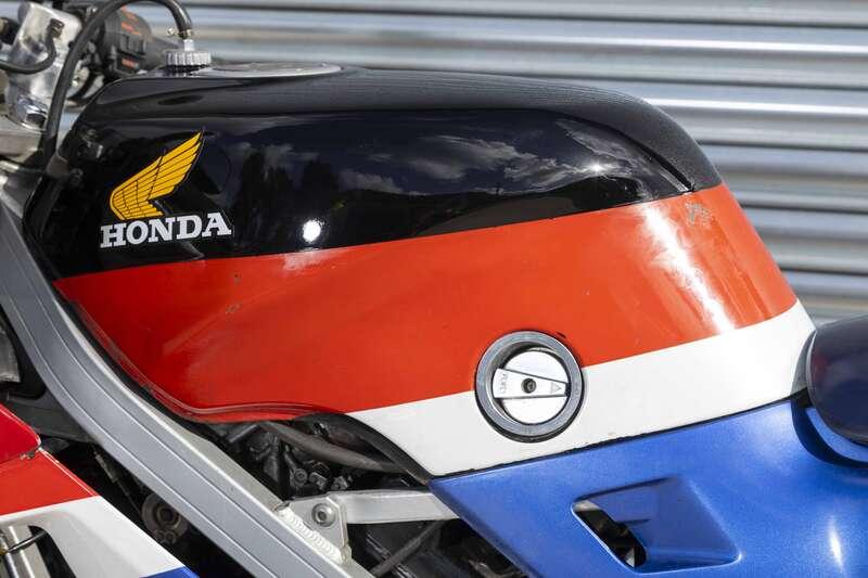1988 Honda VFR400R