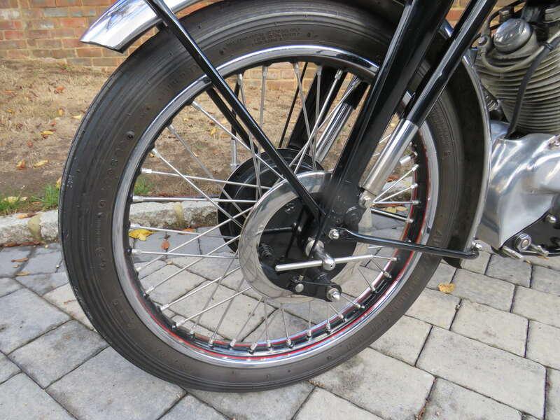 1952 VINCENT SERIES C COMET