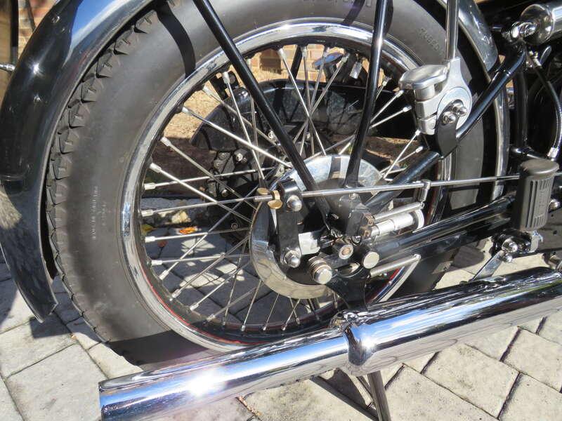 1952 VINCENT SERIES C COMET