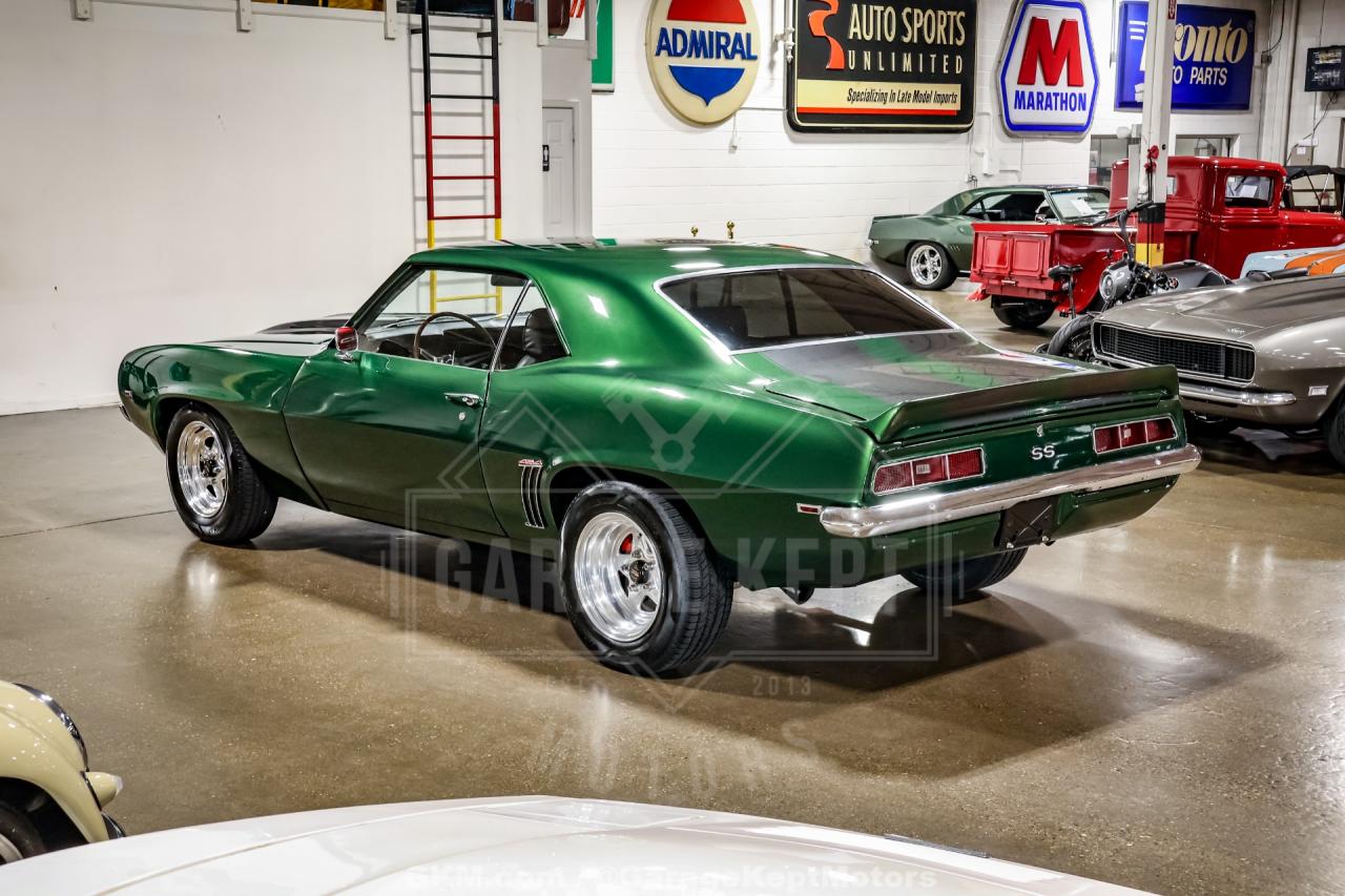 1969 Chevrolet Camaro SS Tribute