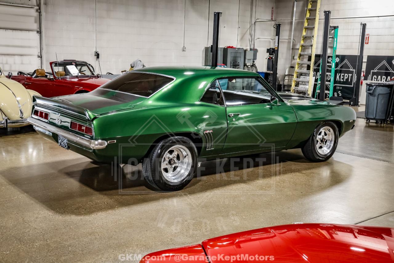 1969 Chevrolet Camaro SS Tribute