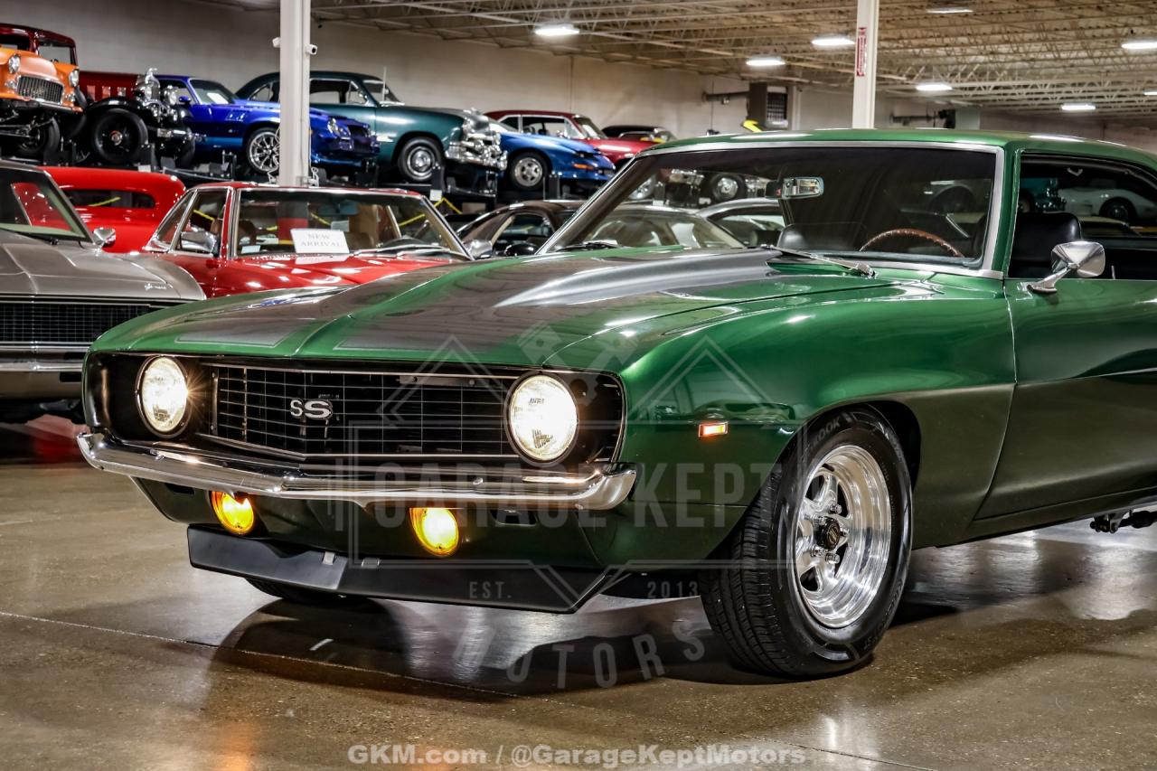 1969 Chevrolet Camaro SS Tribute