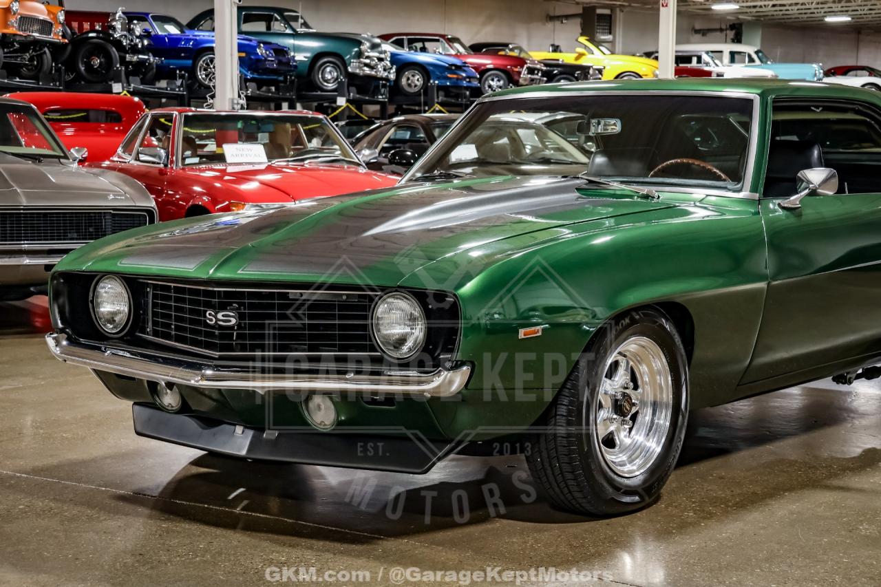 1969 Chevrolet Camaro SS Tribute