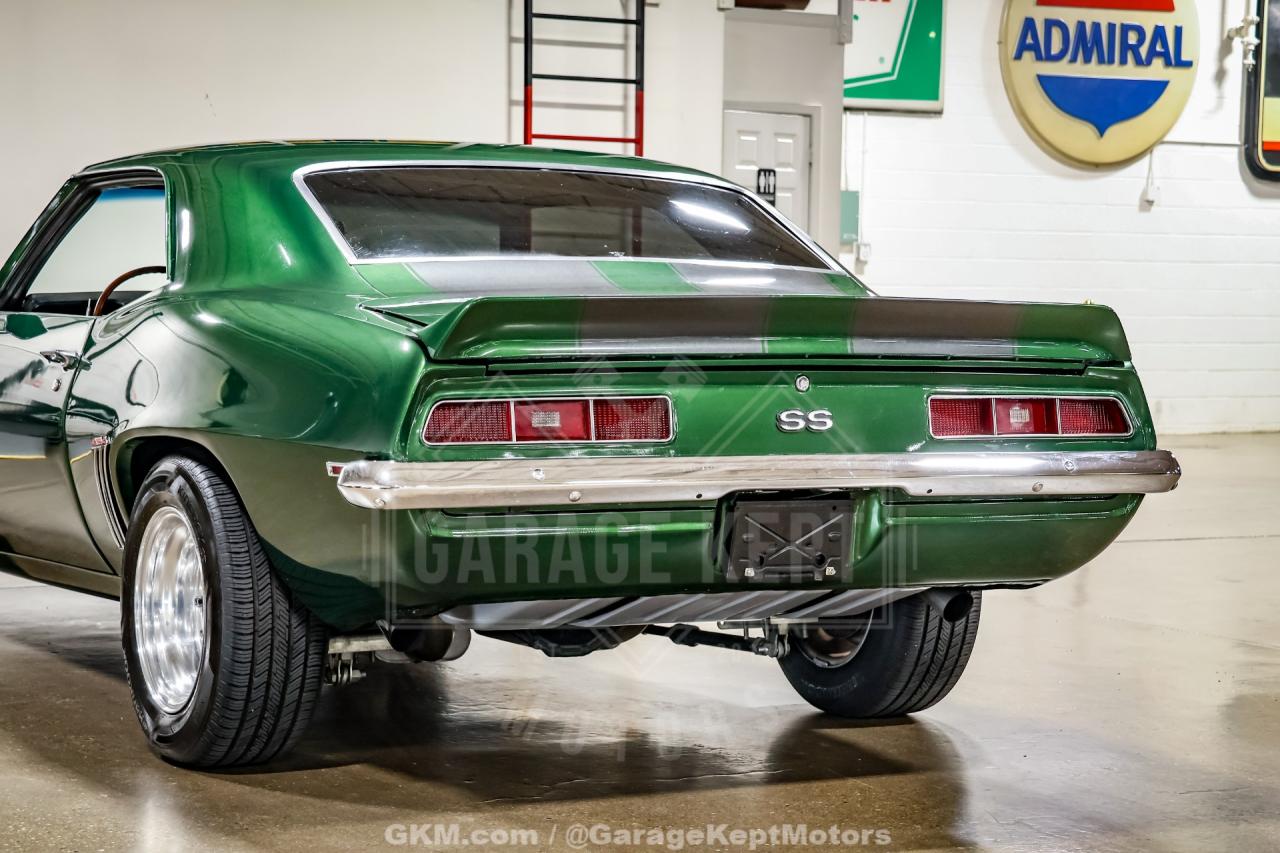 1969 Chevrolet Camaro SS Tribute