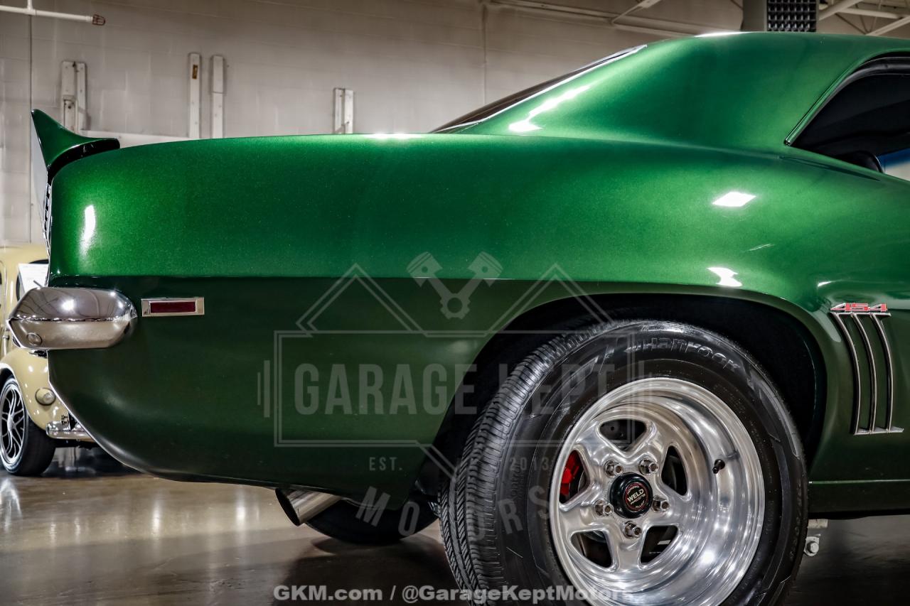 1969 Chevrolet Camaro SS Tribute