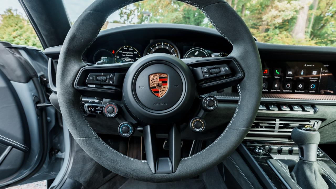 2025 Porsche 911 GT3 RS