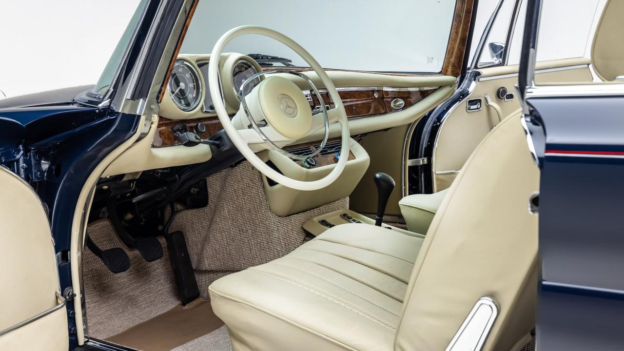 1971 Mercedes - Benz 280 SE 3.5 Coupe