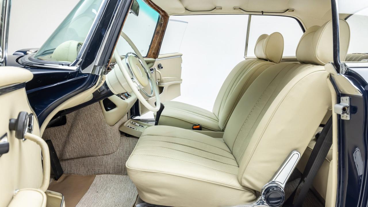 1971 Mercedes - Benz 280 SE 3.5 Coupe
