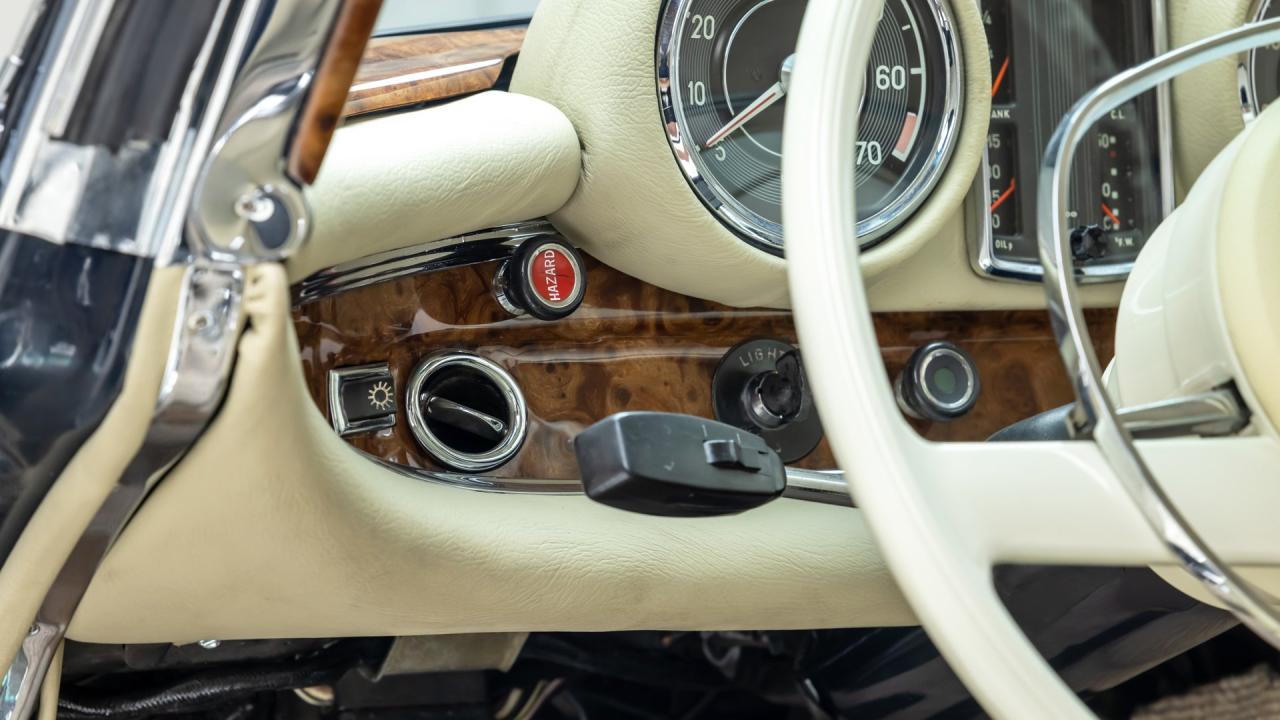 1971 Mercedes - Benz 280 SE 3.5 Coupe
