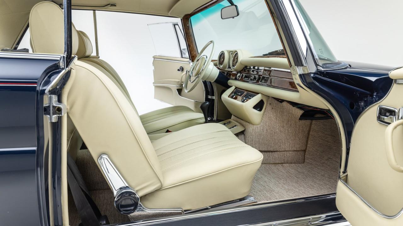 1971 Mercedes - Benz 280 SE 3.5 Coupe