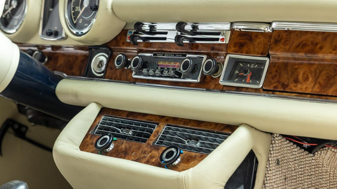 1971 Mercedes - Benz 280 SE 3.5 Coupe