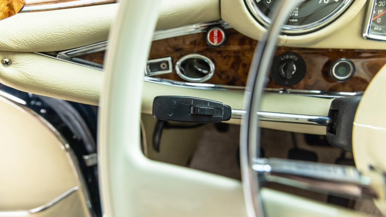 1971 Mercedes - Benz 280 SE 3.5 Coupe