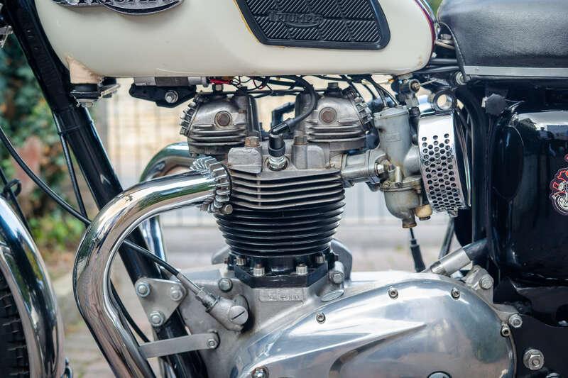 1969 Triumph T120