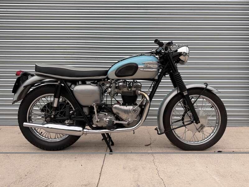 1961 Triumph T120R BONNEVILLE