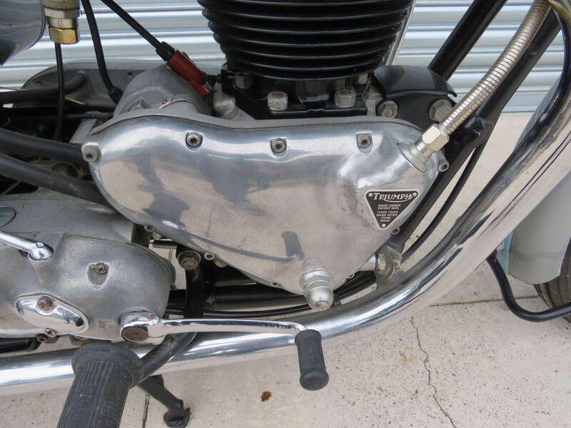 1961 Triumph T120R BONNEVILLE