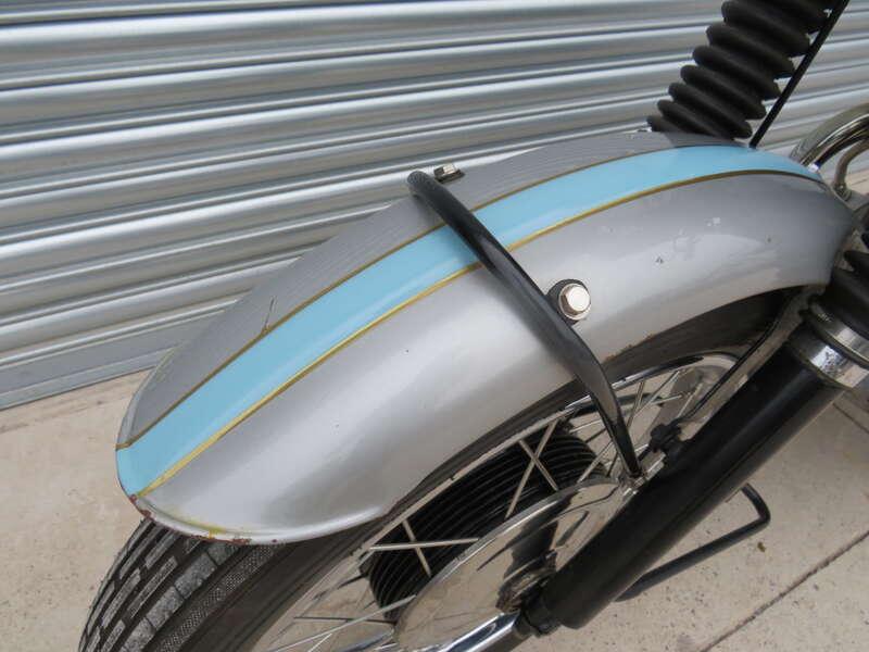 1961 Triumph T120R BONNEVILLE