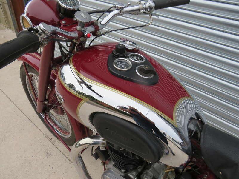 1946 Triumph 5T SPEED TWIN