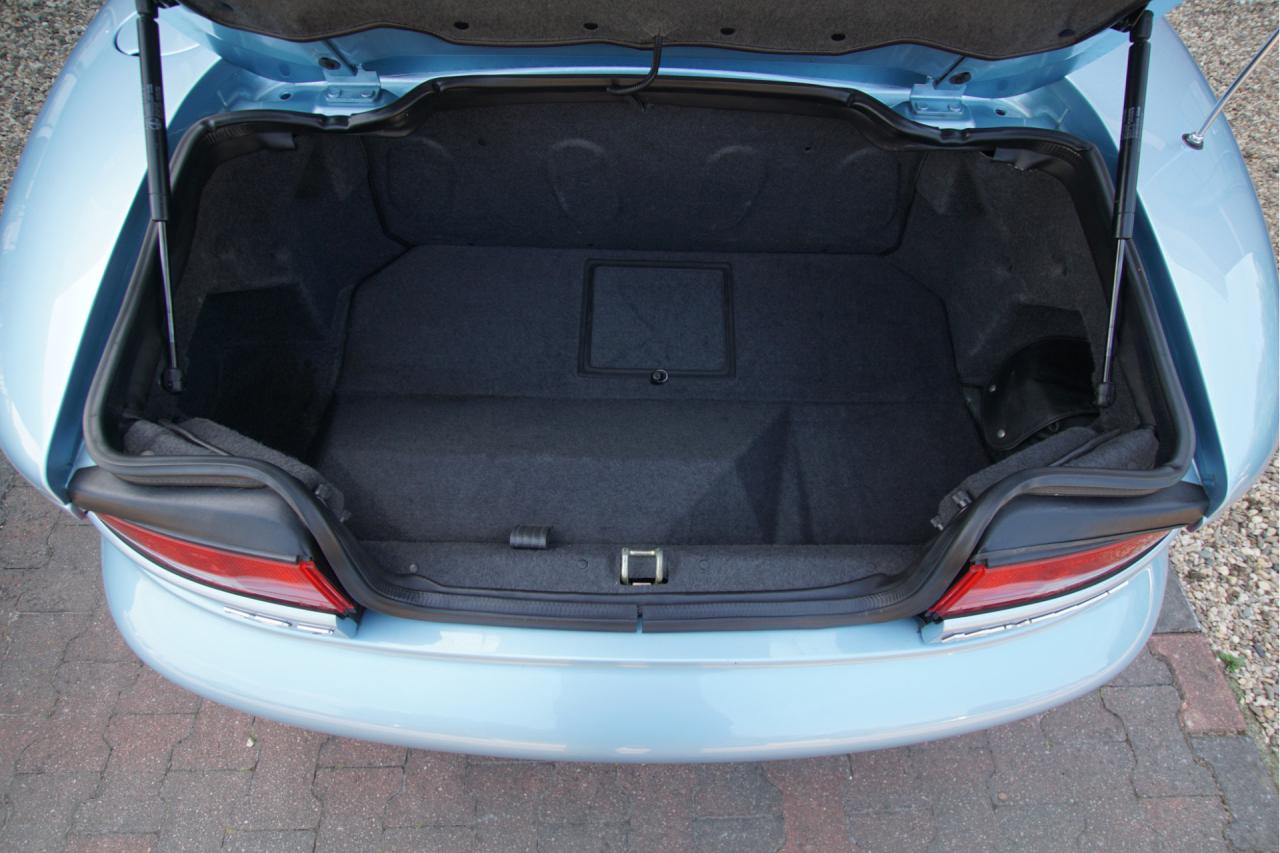 2000 Aston Martin DB7 Vantage Volante &ldquo;The gift from Coca-Cola&rdquo;