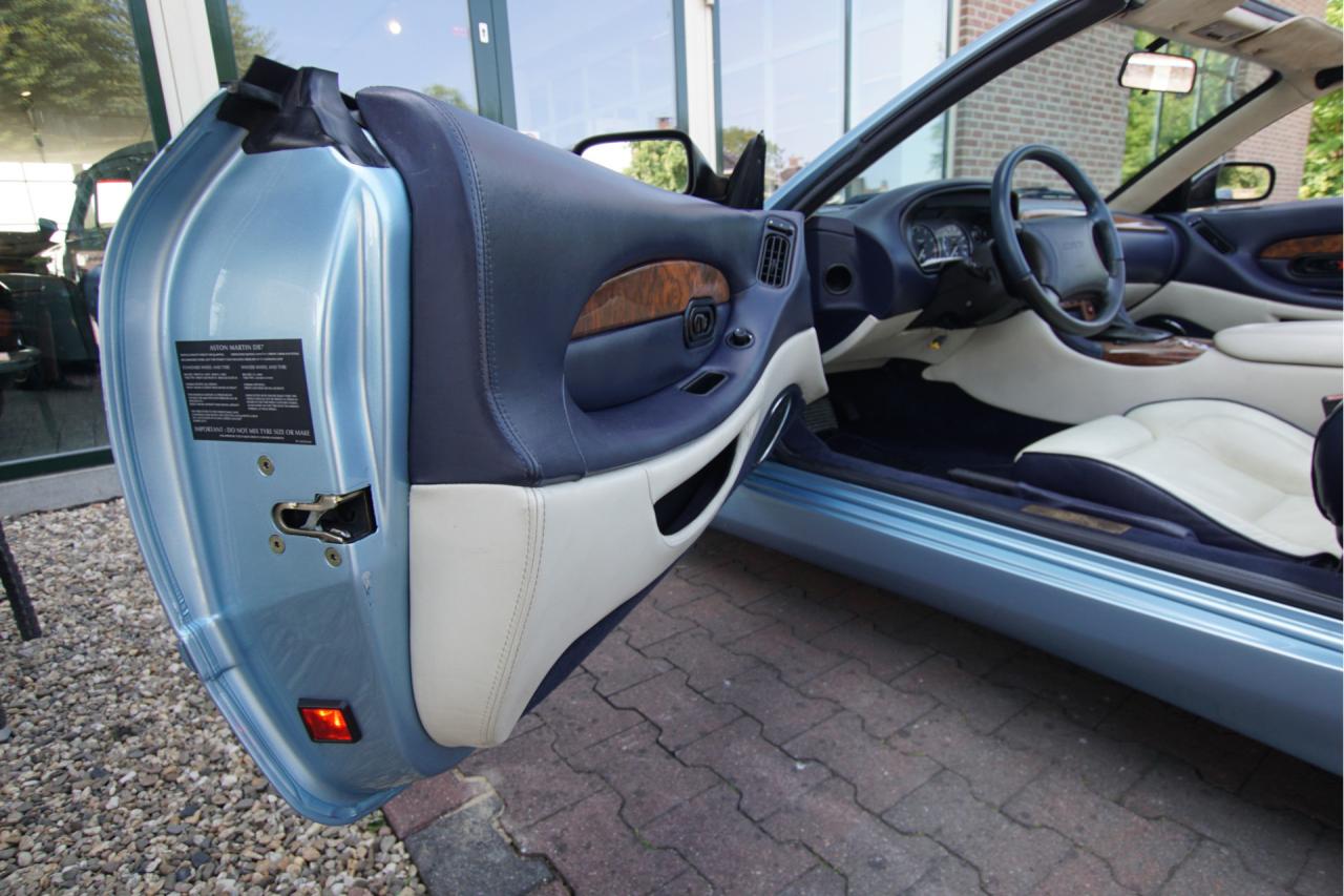 2000 Aston Martin DB7 Vantage Volante &ldquo;The gift from Coca-Cola&rdquo;