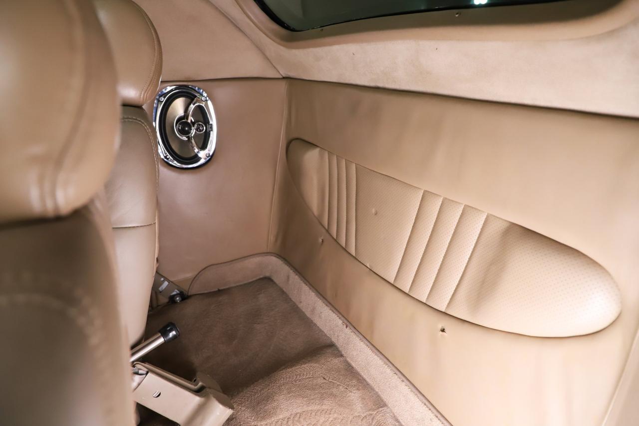 1937 Ford Custom