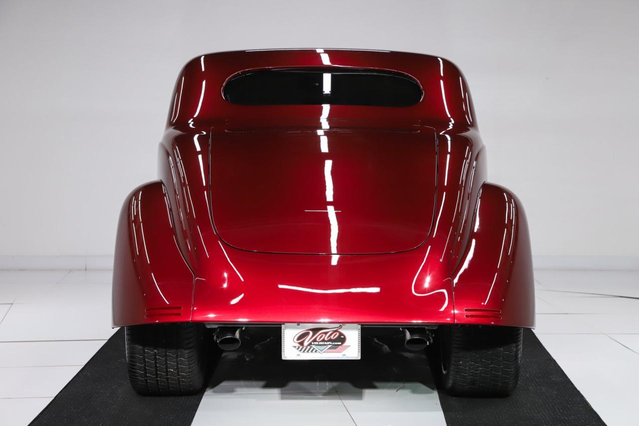1937 Ford Custom