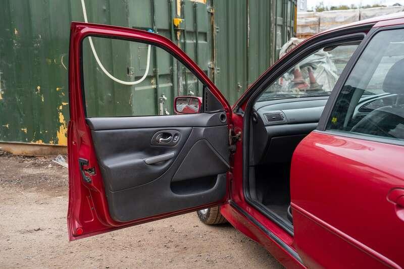 2000 Ford MONDEO