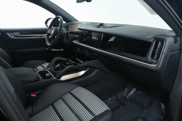 2026 Porsche Cayenne Coupe