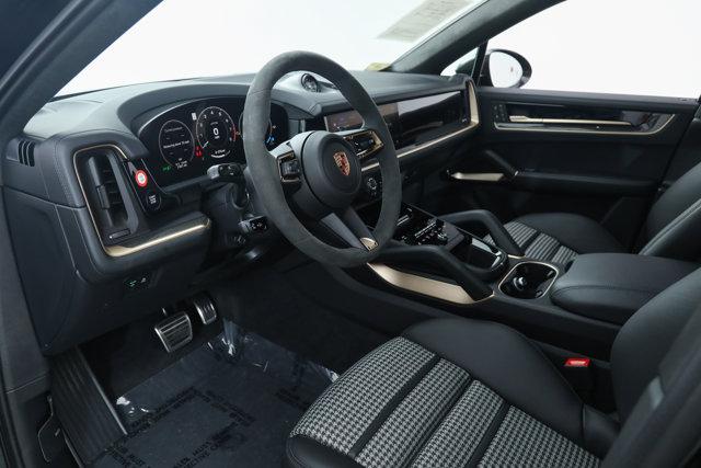 2026 Porsche Cayenne Coupe