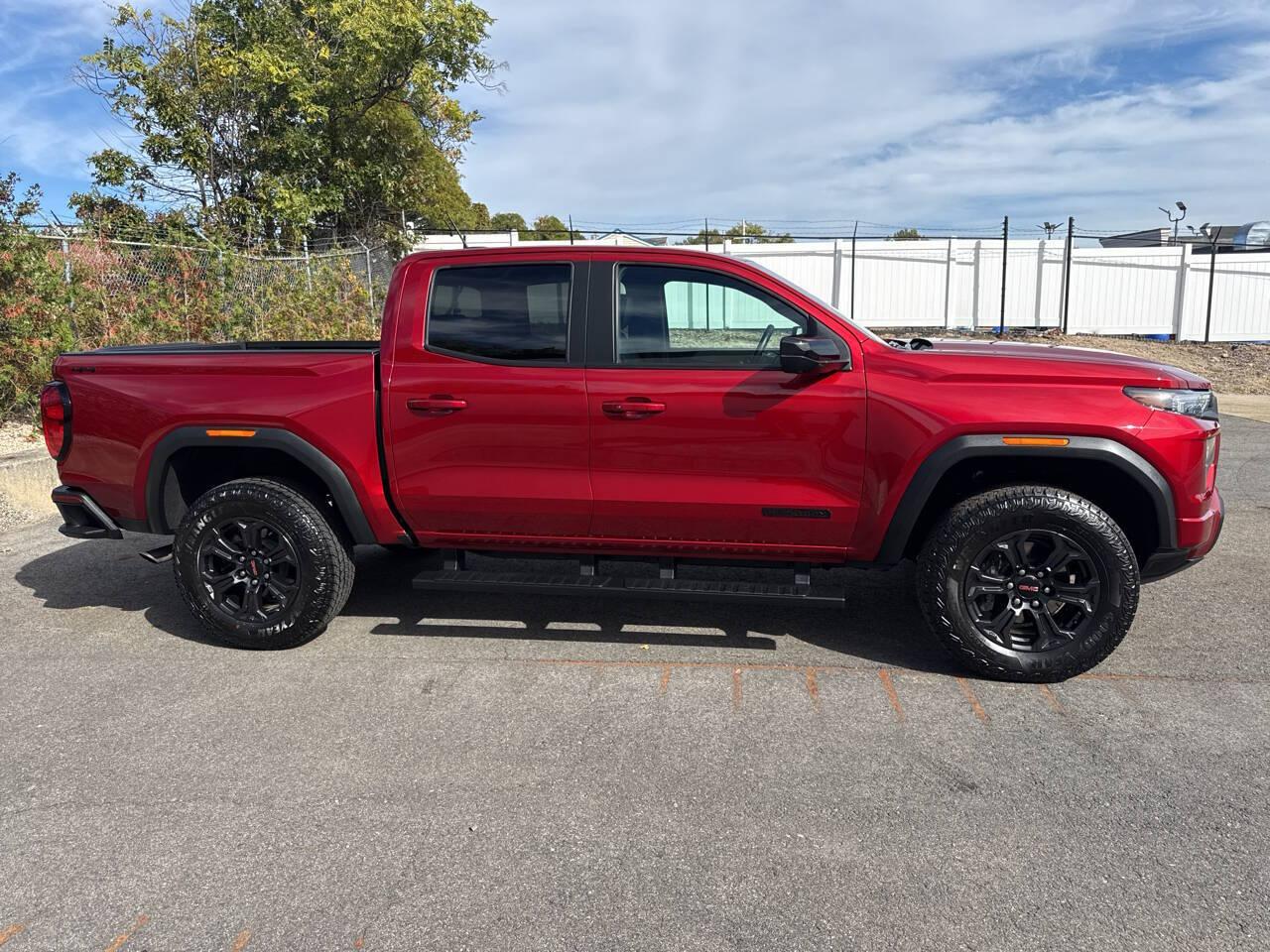 2025 GMC Canyon