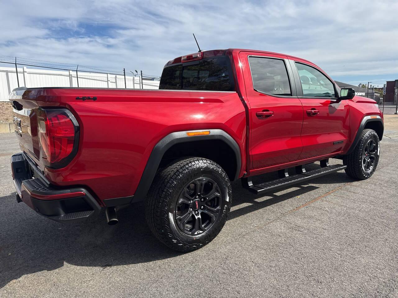 2025 GMC Canyon