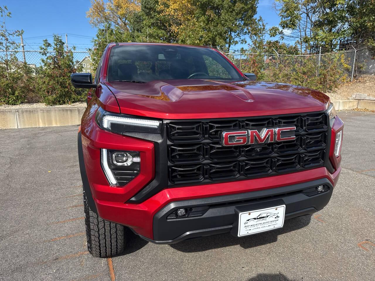 2025 GMC Canyon