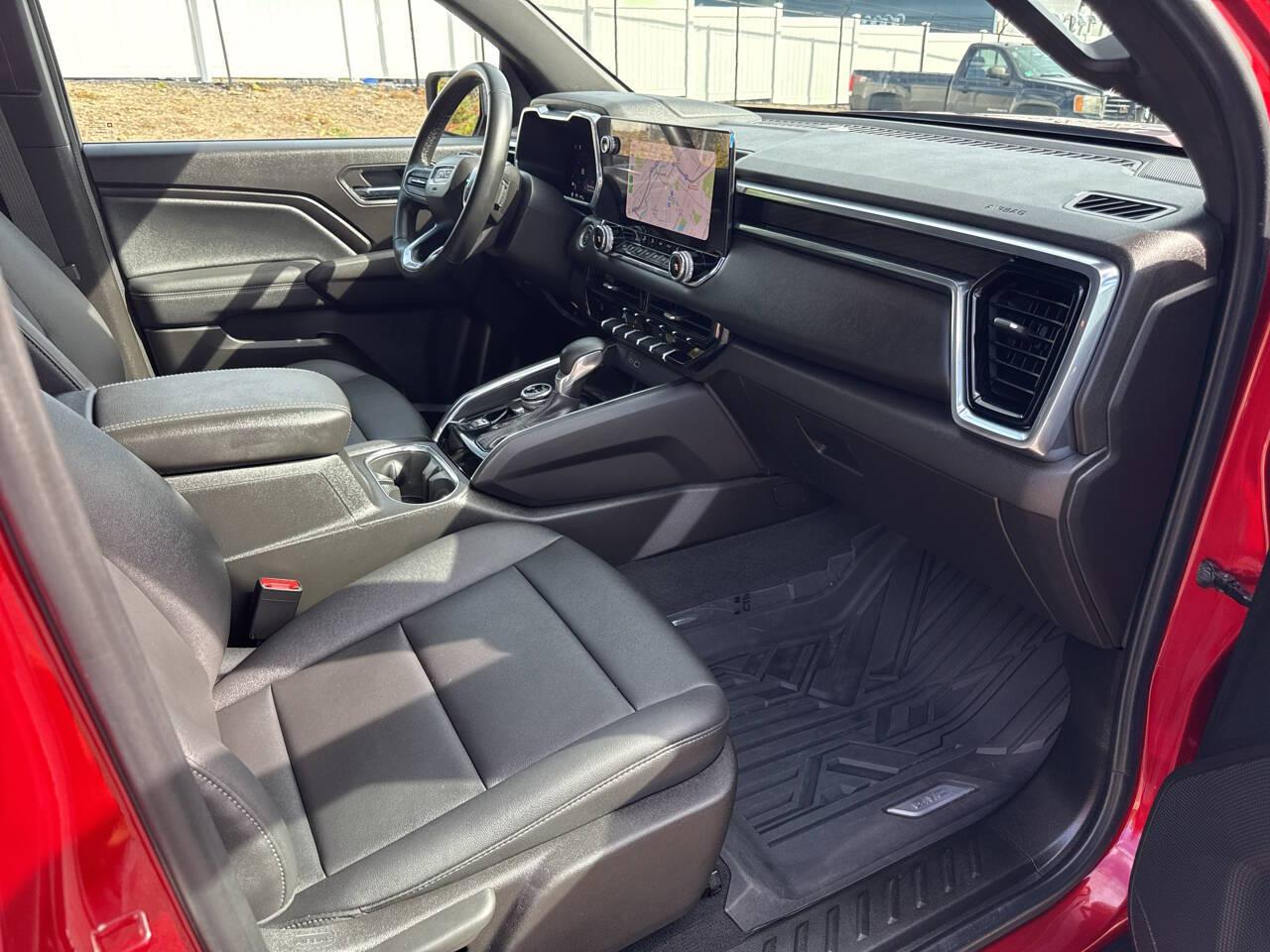 2025 GMC Canyon